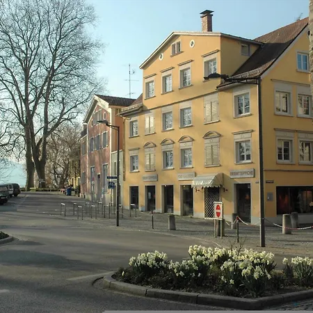 Lindauer Löwe- Charmant, Seenah&zentral In Historischem Gebäude *